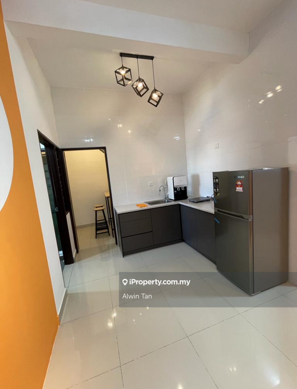 Kediaman Servis untuk Disewa di SkyVille 8 @ Benteng 8 oleh Alwin Tan - iProperty.com.my