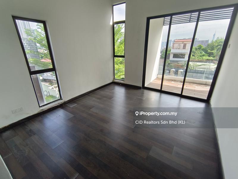 Bungalow House for Sale in Taman Overseas Union (Taman Oug), Jalan Klang Lama (Old Klang Road) by BoBo Lee - iProperty.com.my
