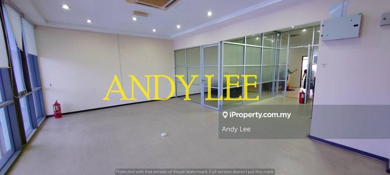 For Rent - Bay Avenue Office lot for rent