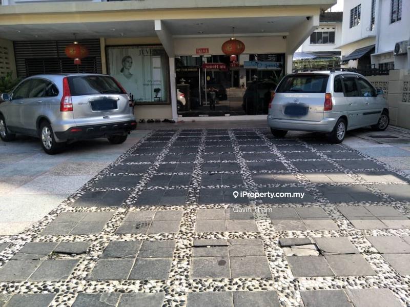 Rumah Berkembar untuk Dijual di Taman United, Jalan Klang Lama (Old Klang Road) oleh Gavin Tham - iProperty.com.my