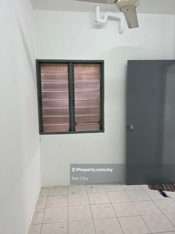 Townhouse for Sale in Taman Sinaran, Balakong by Ken Chu - iProperty.com.my
