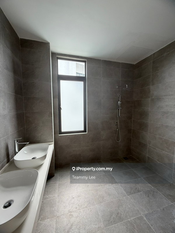 Rumah Berkembar untuk Dijual di Taman Ikhlas, Bandar Sungai Long oleh Teammy Lee - iProperty.com.my