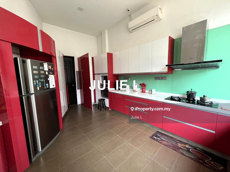 Bungalow House for Sale in Taman Bukit Pantai, Bangsar by Julie L - iProperty.com.my