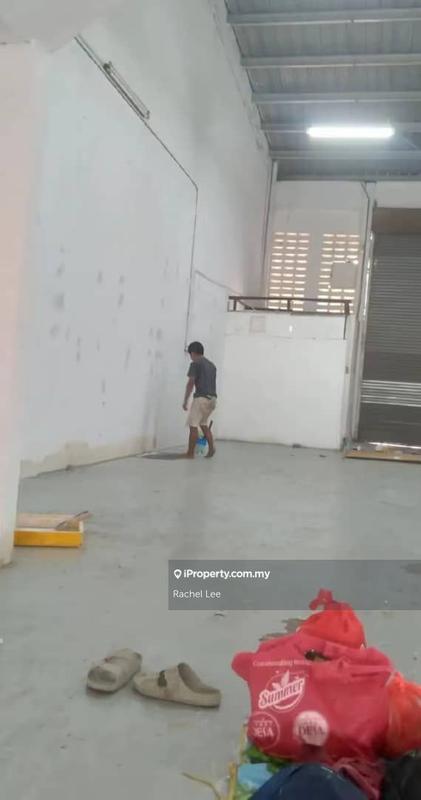 For Rent - Bandar Pinggiran Subang, Seksyen U5, Jalan Apollo,Bulan , Shah Alam