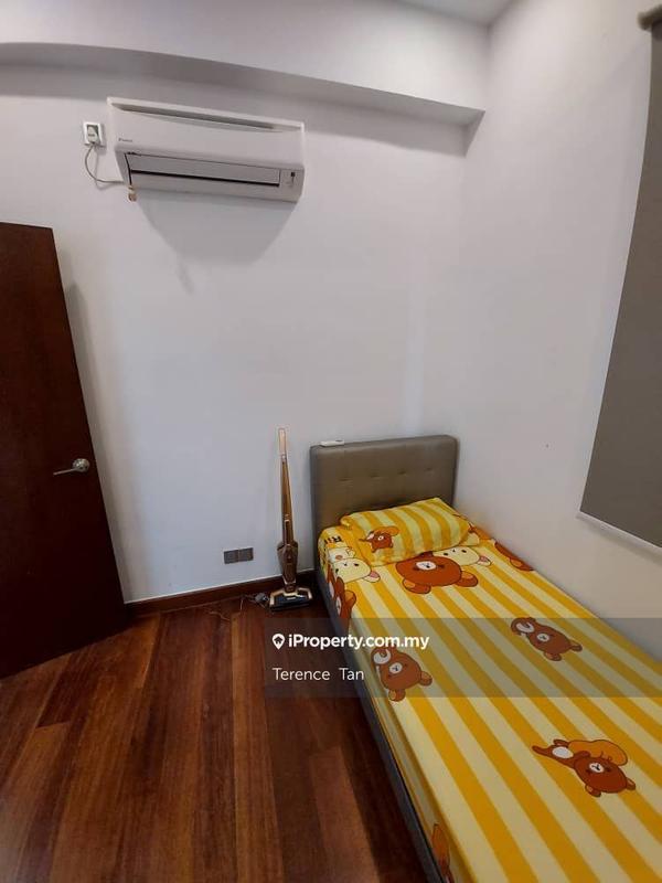 Service Residence for Sale in Paragon Residences @ Straits View by Terence Tan - iProperty.com.my