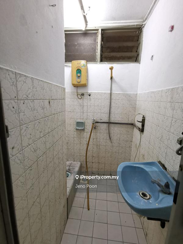 Rumah Pangsa untuk Dijual di Kuchai Entrepreneurs Park oleh Jeno Poon - iProperty.com.my