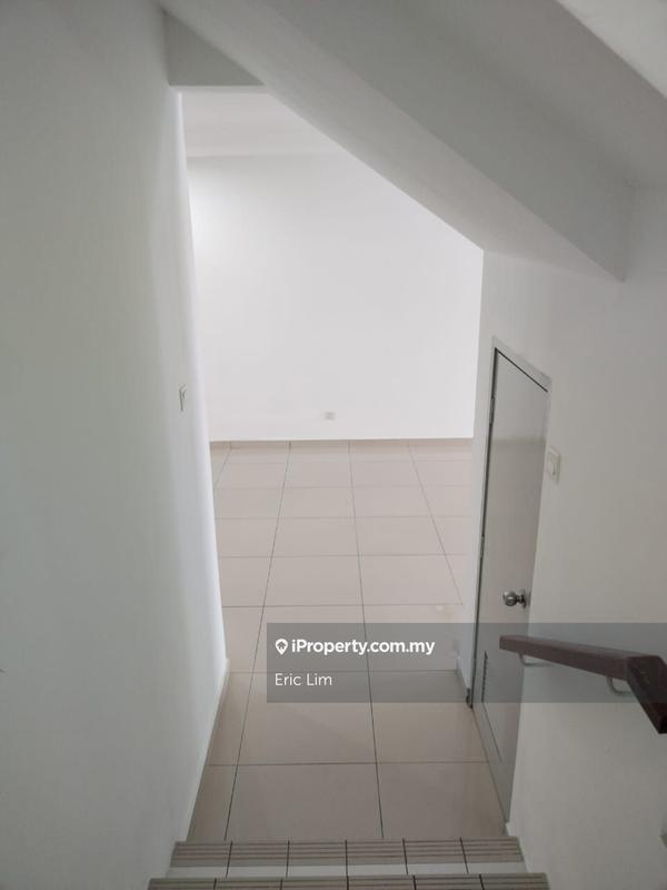 Rumah Bandar untuk Dijual di Chestwood Terrace 1, Bandar Utama, Kayu Ara oleh Eric Lim - iProperty.com.my