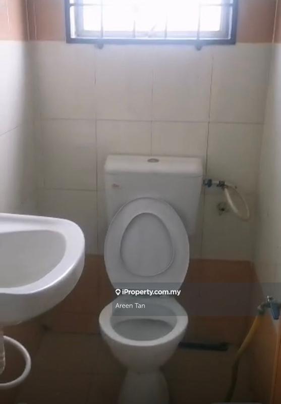 Shop for Rent in Pandamaran, Klang by Areen Tan - iProperty.com.my