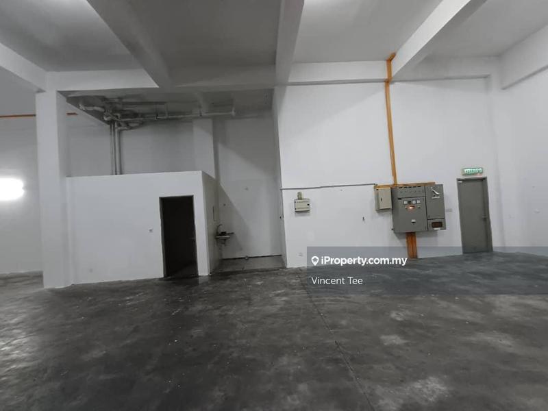 For Sale - Corner Semi-D Factory 75x170 13800sf Saujana Teknologi Rawang