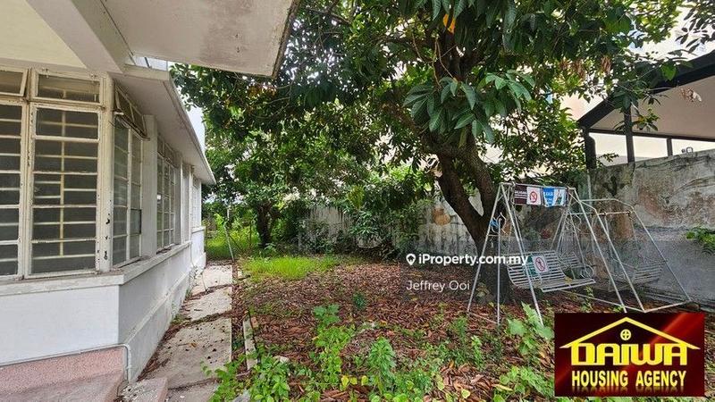 Bungalow House for Sale in Pulau Tikus Old Bungalow with Big Compound, Pulau Tikus by Jeffrey Ooi - iProperty.com.my