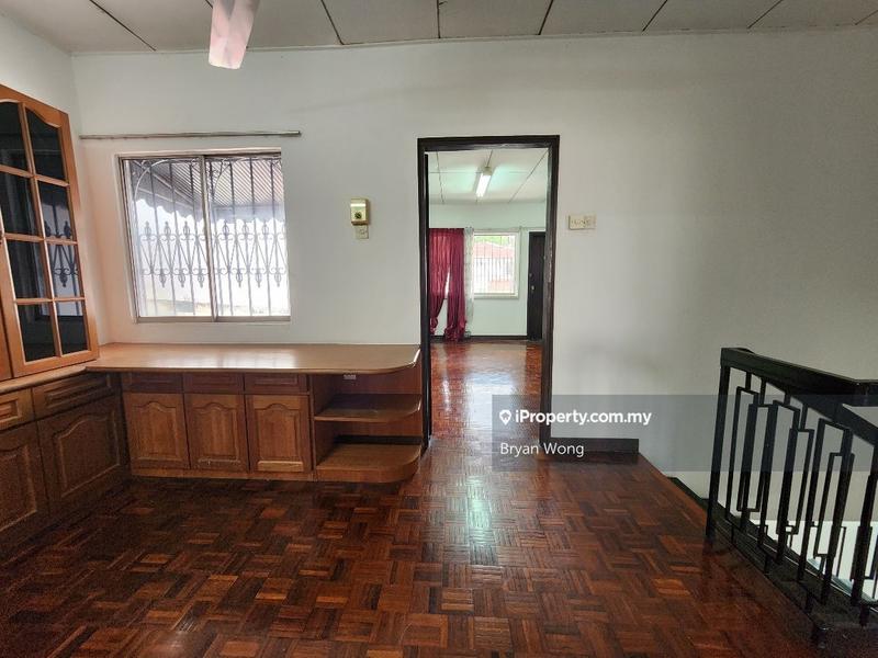 Rumah Teres 2-Tingkat untuk Dijual di Damansara Jaya, Petaling Jaya oleh Bryan Wong - iProperty.com.my