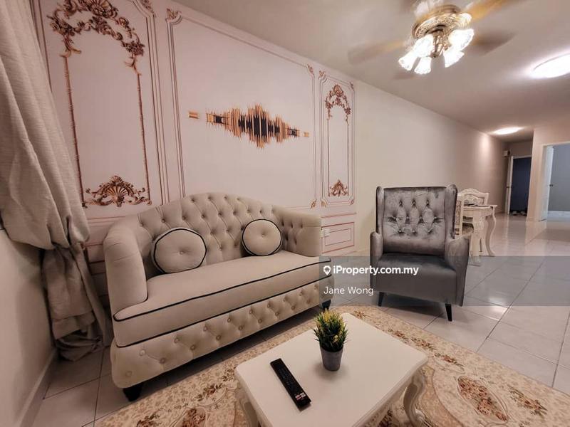 For Sale - Flora Damansara Flat