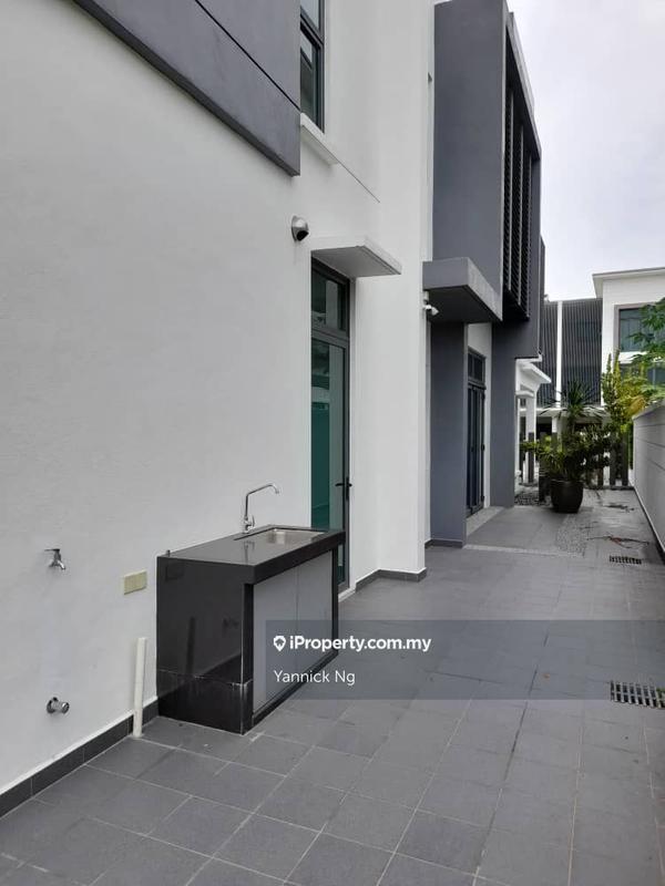Bungalow House untuk Dijual di Sejati Residence, Cyberjaya oleh Yannick Ng - iProperty.com.my