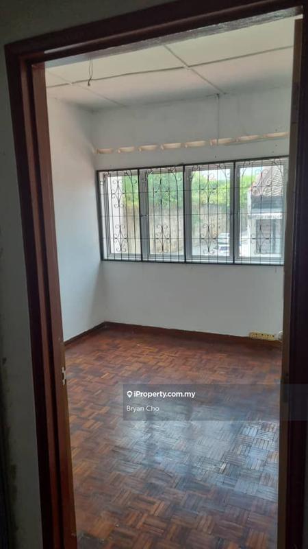 Rumah Berangkai 2 Tingkat untuk Dijual di Taman Sri Watan, Ampang oleh Bryan Cho - iProperty.com.my