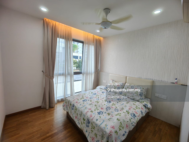 For Rent - Molek Pine 3