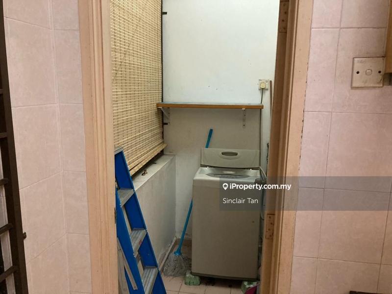 Condominium for Sale in Cheng Heights by Geoffery Wee - iProperty.com.my