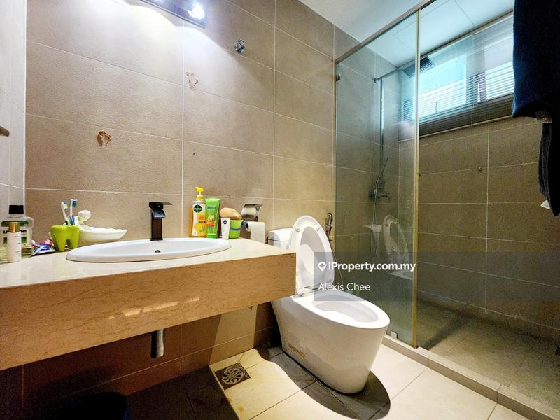 Condominium for Sale in Kinta Riverfront Hotel & Suites by Alexis Chee - iProperty.com.my