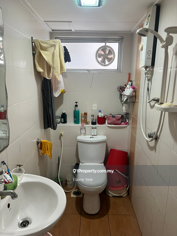 Rumah Bandar untuk Dijual di Amansiara, Selayang oleh Elaine Yew - iProperty.com.my