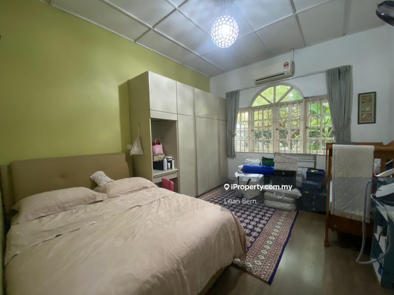 Bungalow House for Sale in Jalan SS12, Subang Jaya by Lilian Bern - iProperty.com.my