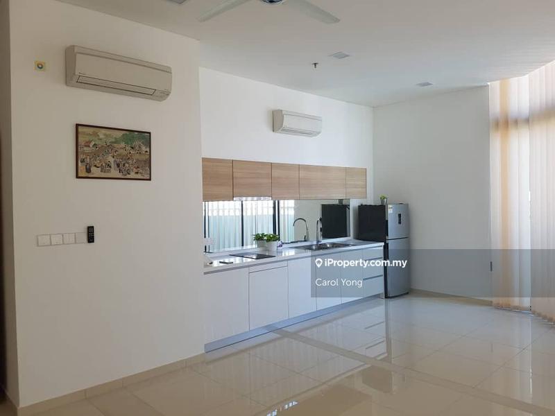 For Sale - Plaza Arkadia