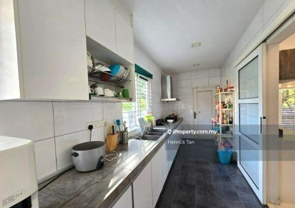 Rumah Berangkai 2 Tingkat untuk Dijual di Putra Heights, Subang Jaya oleh Henrick Tan - iProperty.com.my