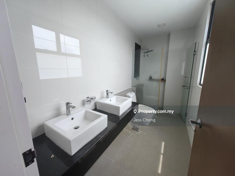 Rumah Berkembar untuk Dijual di Twim Palm, Kajang oleh Jess Chong - iProperty.com.my