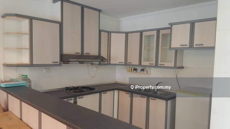 Rumah Bandar untuk Dijual di Country Heights, Kajang oleh Anna Loh - iProperty.com.my