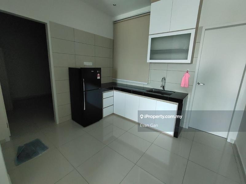 Service Residence for Sale in Ong Kim Wee Residence by Evan Gan - iProperty.com.my