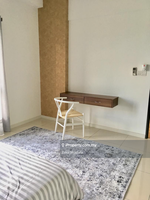 Service Residence for Sale in Emira Residence by Zakir Mustafa - iProperty.com.my