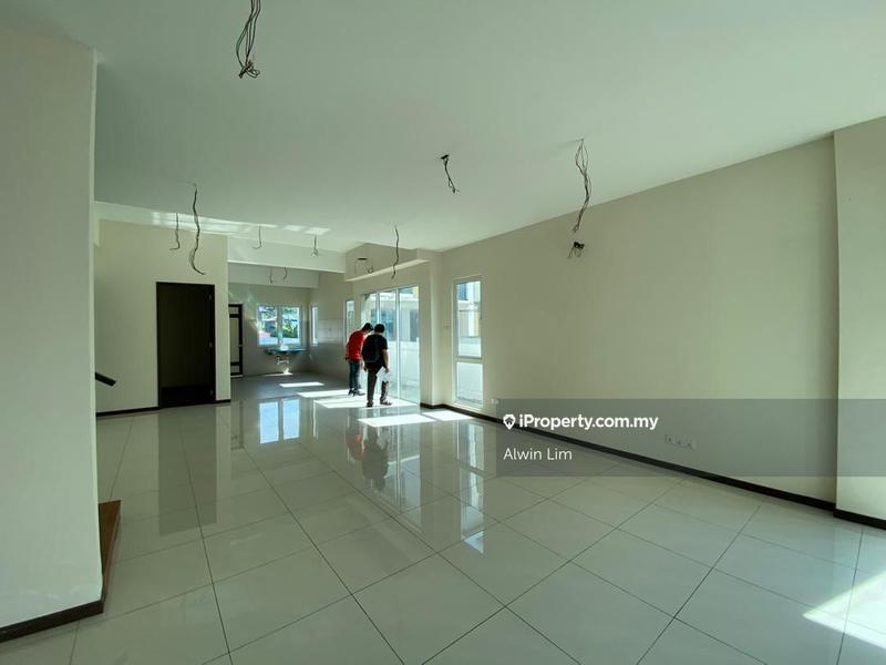 Semi-Detached House for Sale in Permatang Damar Laut, Batu Maung by Alwin Lim - iProperty.com.my
