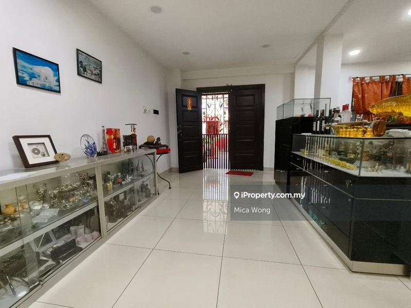 2-storey Terraced House for Sale in Usj 1, Subang Jaya by Mica Wong - iProperty.com.my