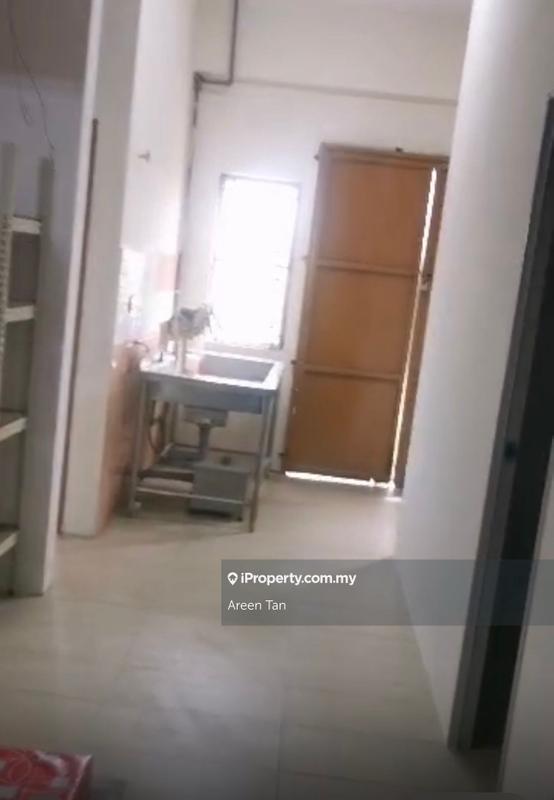 Shop for Rent in Pandamaran, Klang by Areen Tan - iProperty.com.my
