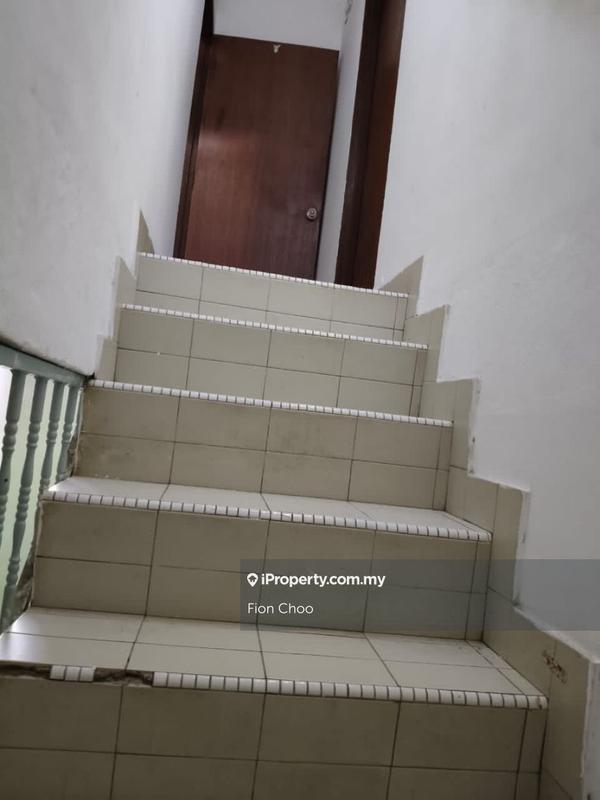 Rumah Teres untuk Dijual di Taman Sri Watan, Ampang oleh Fion Choo - iProperty.com.my