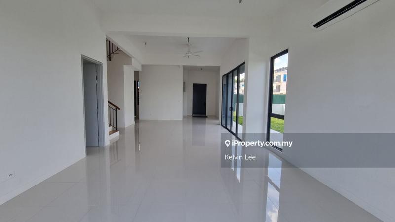 Rumah Berkembar untuk Dijual di Kwasa Damansara, Petaling Jaya oleh Kelvin Lee - iProperty.com.my