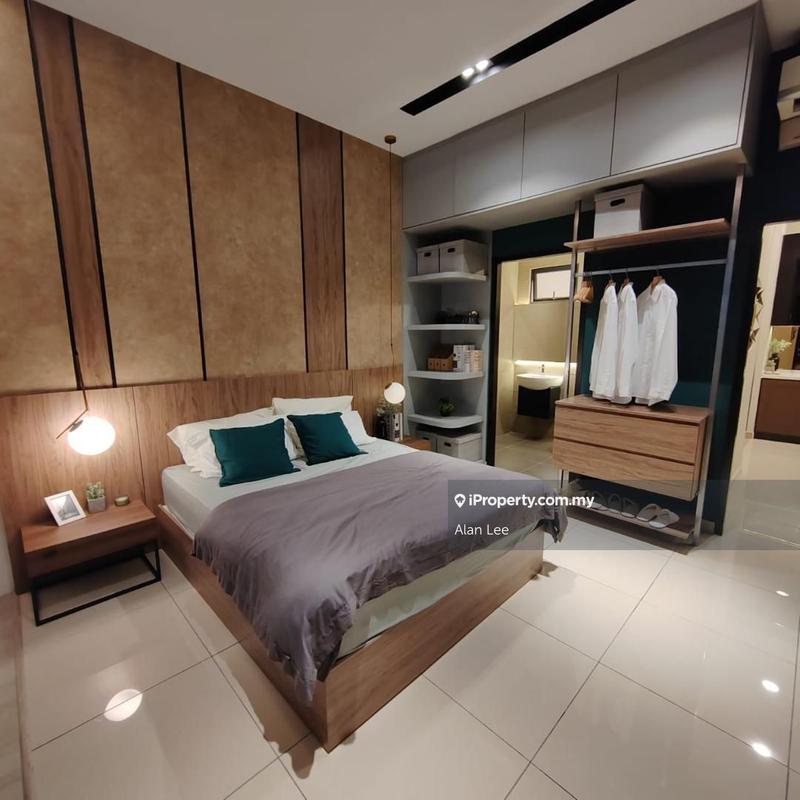 For Sale - Parkland Residence