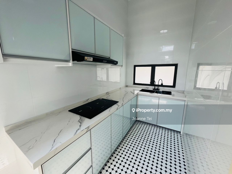 Rumah Teres 3-Tingkat untuk Dijual di Cyberjaya, Selangor oleh Joanne Tei - iProperty.com.my