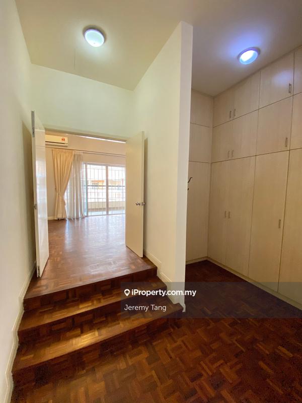 Condominium for Sale in Seri Maya Condominium by Jeremy Tang - iProperty.com.my
