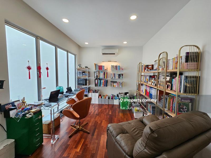 Rumah Teres 2.5-Tingkat untuk Dijual di Taman Oasis, Cheras oleh Kar Jun Hei - iProperty.com.my