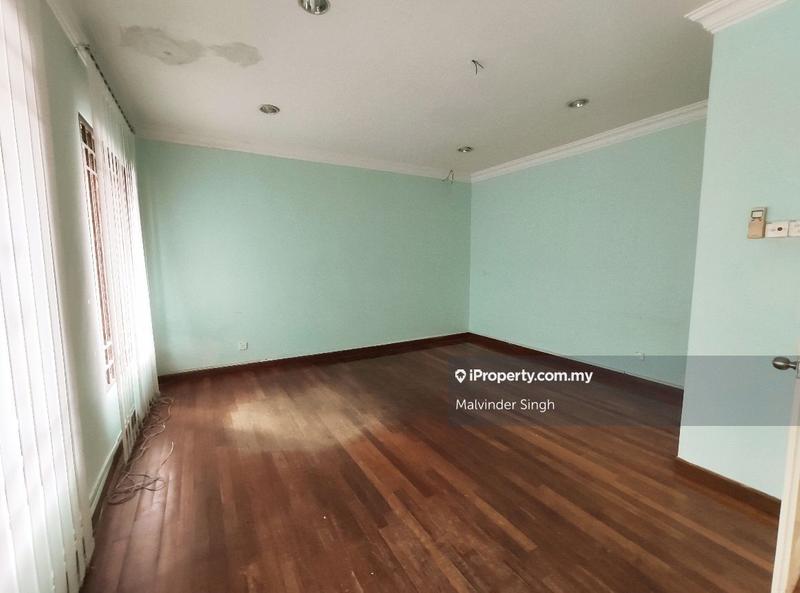 Banglo untuk Dijual di Ampang Hilir, Ampang oleh Mel Walia - iProperty.com.my