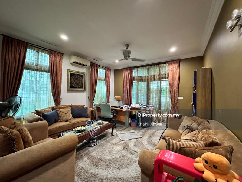 Rumah Berkembar untuk Dijual di Bukit Jelutong, Shah Alam oleh Khairil Anwar - iProperty.com.my