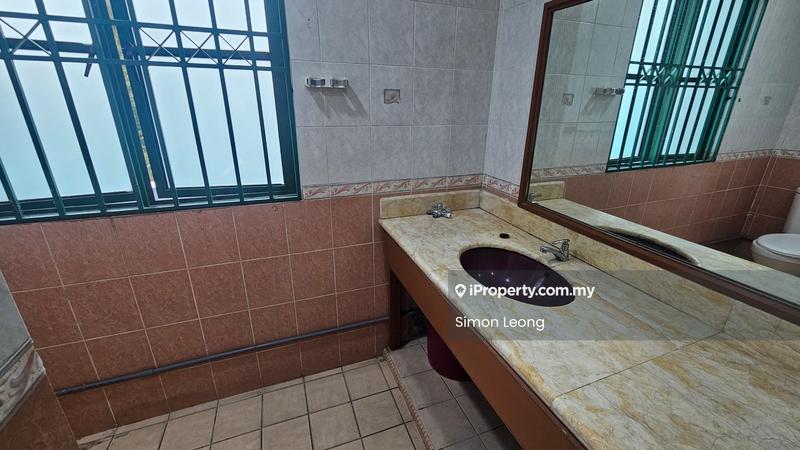 Rumah Berangkai 2 Tingkat untuk Disewa di Bukit Jelutong, Shah Alam oleh Simon Leong - iProperty.com.my