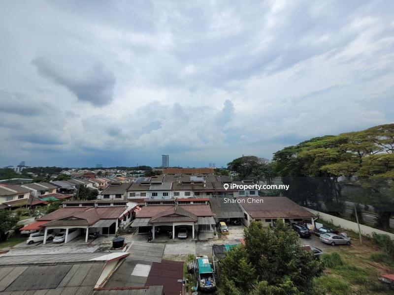 Townhouse for Sale in Bandar Utama, Selangor by Sharon Chen - iProperty.com.my