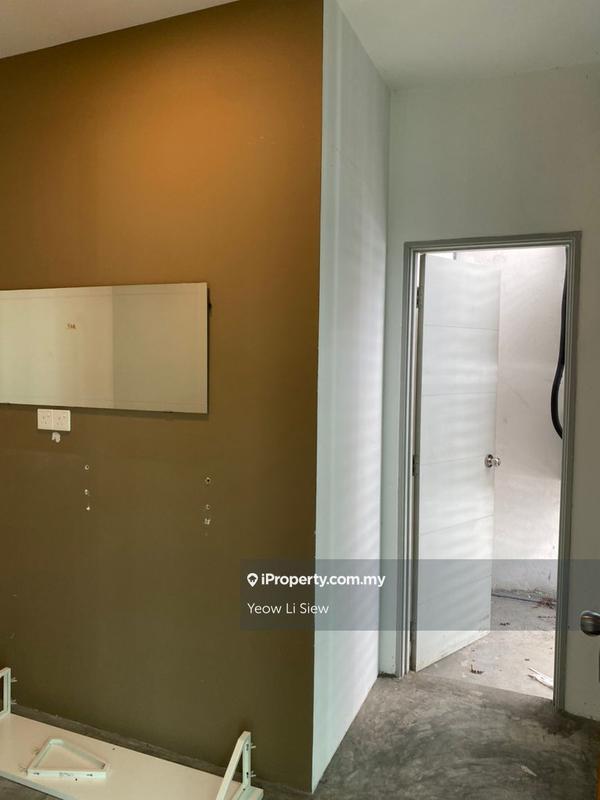 Shop for Rent in Bandar Baru Sri Petaling, Sri Petaling by Yeow Li Siew - iProperty.com.my