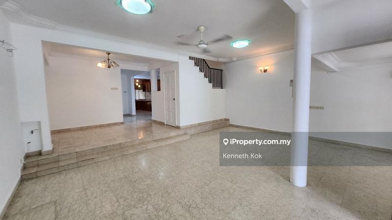 2-storey Terraced House untuk Dijual di SS12, Subang Jaya oleh Kenneth Kok - iProperty.com.my