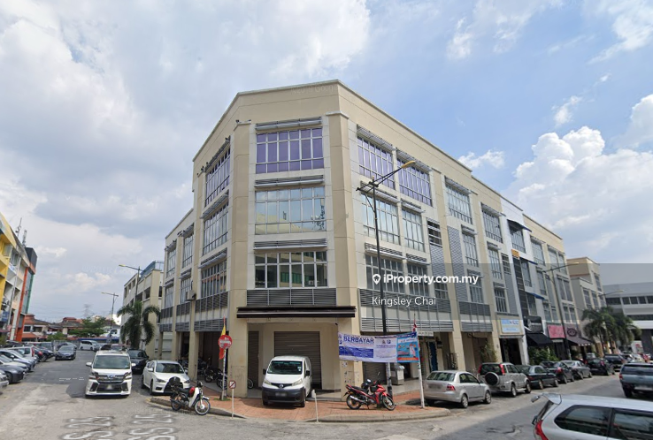 For Sale - ROI 4.6% Petaling Jaya Corner, Fully Tenanted PJ