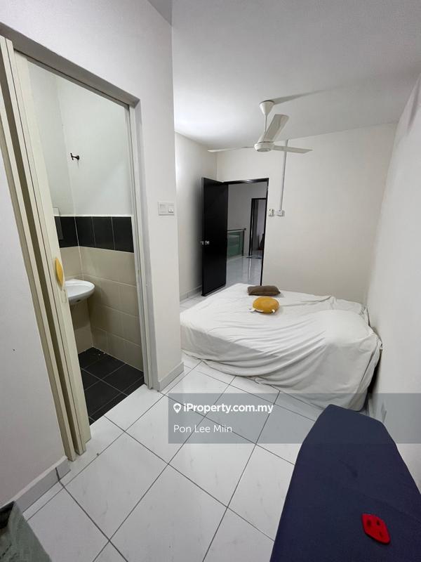 Rumah Berangkai 2 Tingkat untuk Dijual di Semenyih Parklands, Beranang oleh Pon Lee Miin - iProperty.com.my