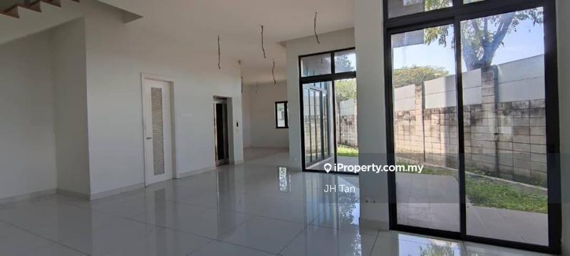 Bungalow House for Sale in Damansara Jaya, Petaling Jaya by JH Tan - iProperty.com.my