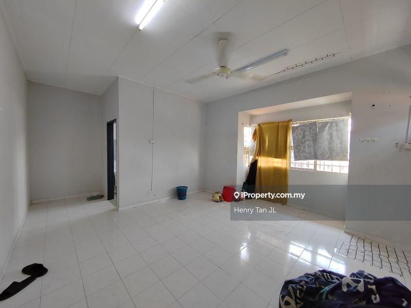 Rumah Berangkai 2 Tingkat untuk Dijual di Kota Kemuning, Shah Alam oleh Henry Tan JL - iProperty.com.my