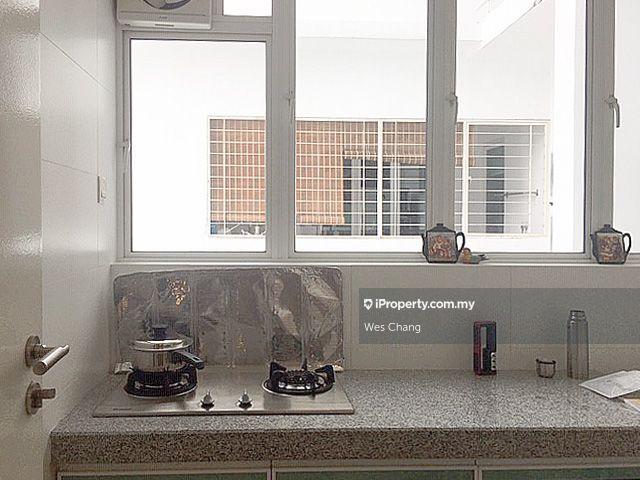 Kondominium untuk Dijual di Surian Residences oleh Wes Chang - iProperty.com.my