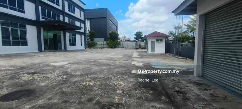 For Rent - Kg Baru Subang,Shah Alam,3 Storey Warehouse